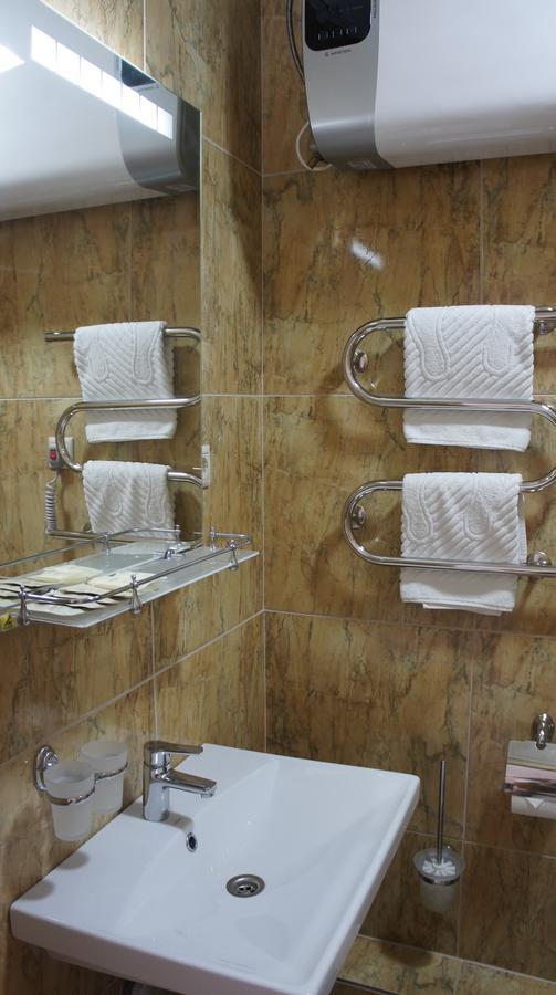 Hotel Bereg Evkaliptov トゥサンドリプシュ エクステリア 写真