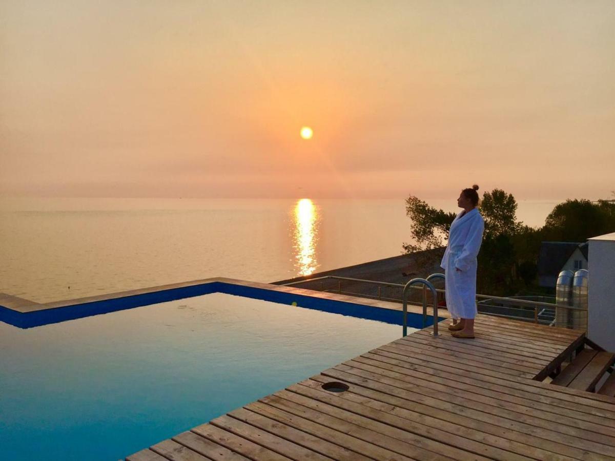 Hotel Bereg Evkaliptov トゥサンドリプシュ エクステリア 写真